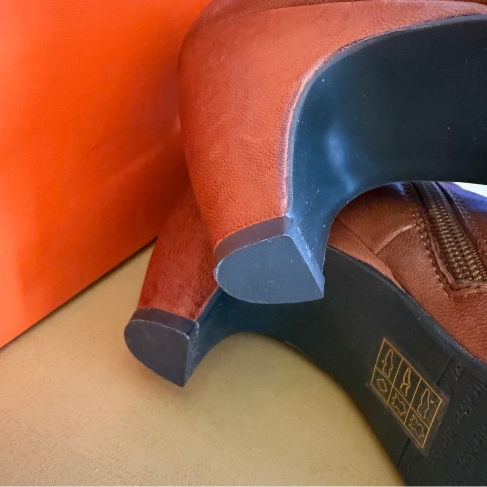 ✨ Miz Mooz Tillman Cutout Heel Booties — Whiskey Brown Pumps — Size 9 — NEW ✨ - Picture 3 of 10